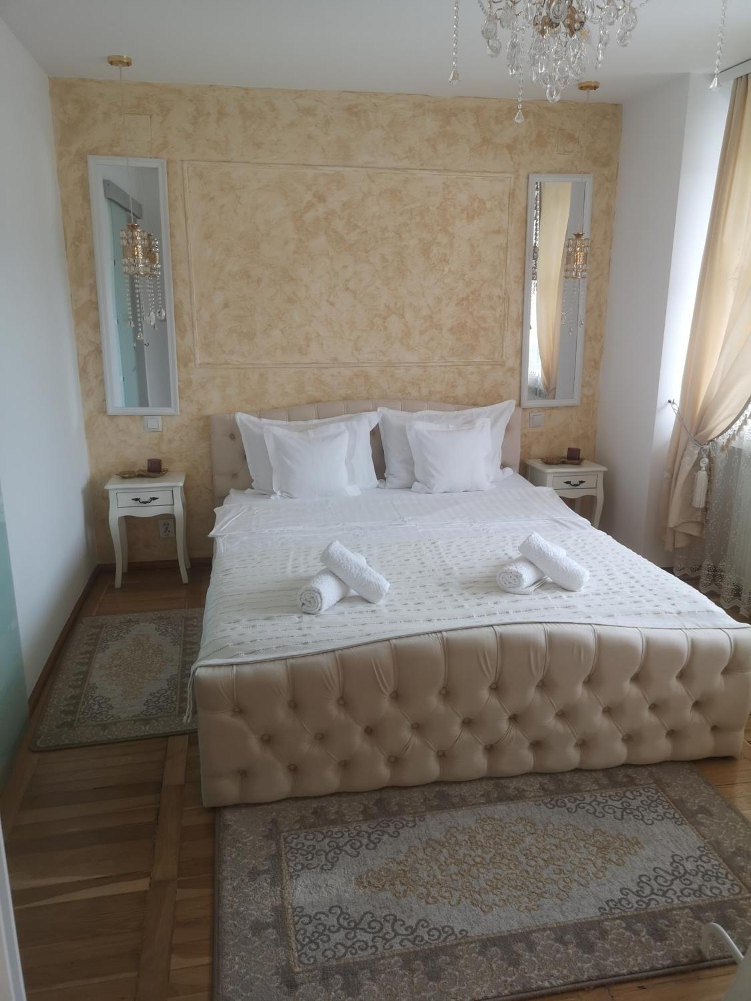 雷希察Penthouse Luxury公寓 外观 照片