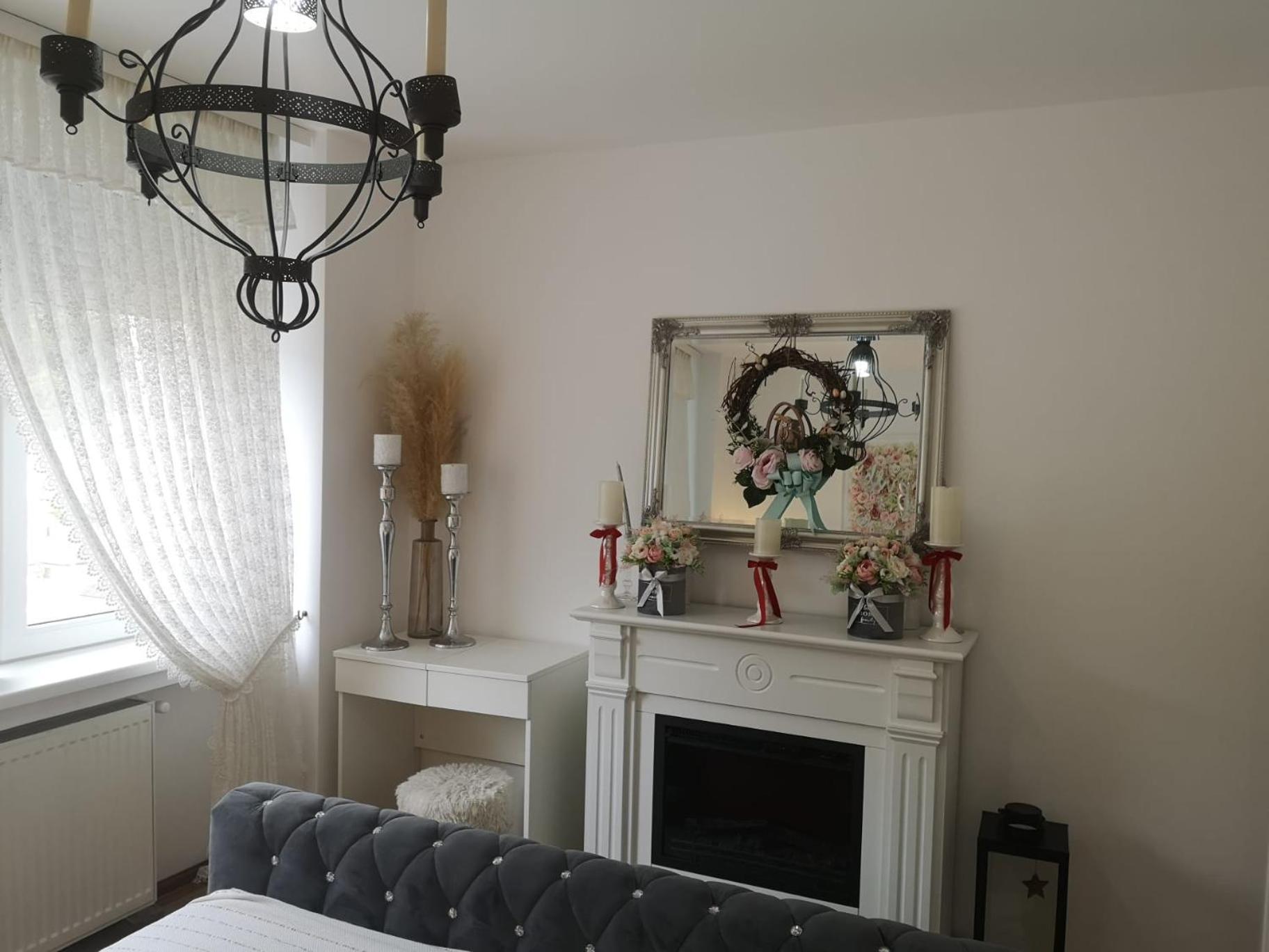 雷希察Penthouse Luxury公寓 外观 照片