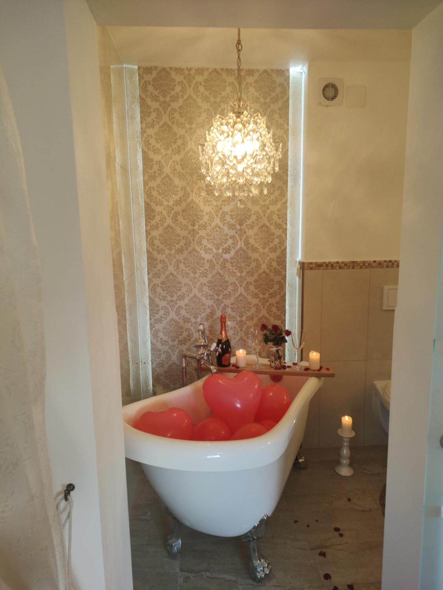 雷希察Penthouse Luxury公寓 外观 照片